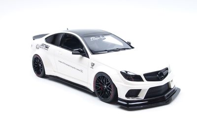 GT-Spirit Mercedes-Benz C63 W204 Coupé LB-Works Weiß 1:18 Asia Special edition