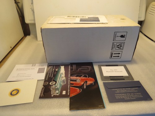 Franklin Mint 1970 Plymouth Red Hemicuda Convertible, 1:24 Scale, Factory Sealed - Picture 10 of 12