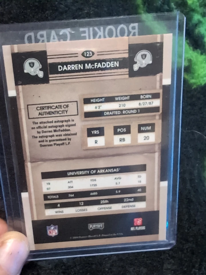 BGS 9.5 Gem Mint Darren Mcfadden 2008 Playoff Contenders #123 Rookie Card Auto - Image 2 of 3