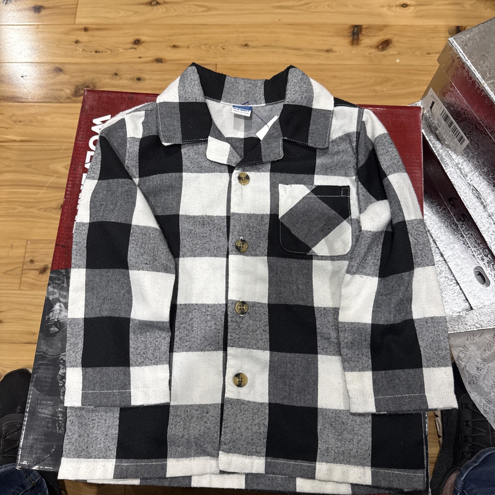 Old Navy Channel Black White Gray Plaid Size 2T Long Sleeve