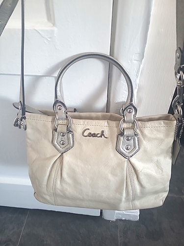 VTG Coach Leather Cream Handback - Picture 3 of 9