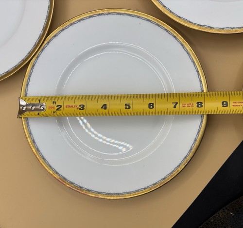 Hutschenreuther Hohenberg Gold Rim 8 Inch Plates Set Of 5 - Picture 3 of 5