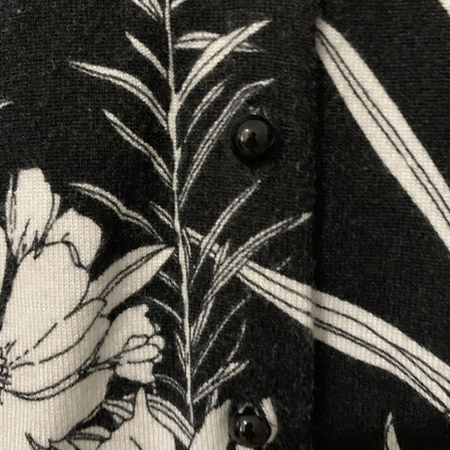 Charter Club Strickjacke Pullover geblümt schwarz-weiß Knöpfe PETITE SMALL - Bild 4 von 7