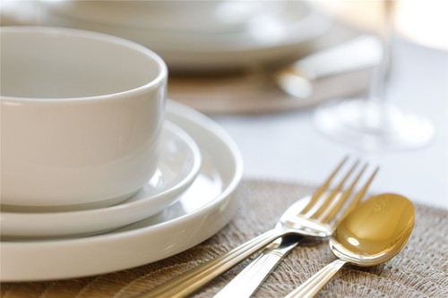 Mikasa Camberlie Collection Porcelain 12 Pieces Set of Dinner Tableware White - Picture 7 of 16