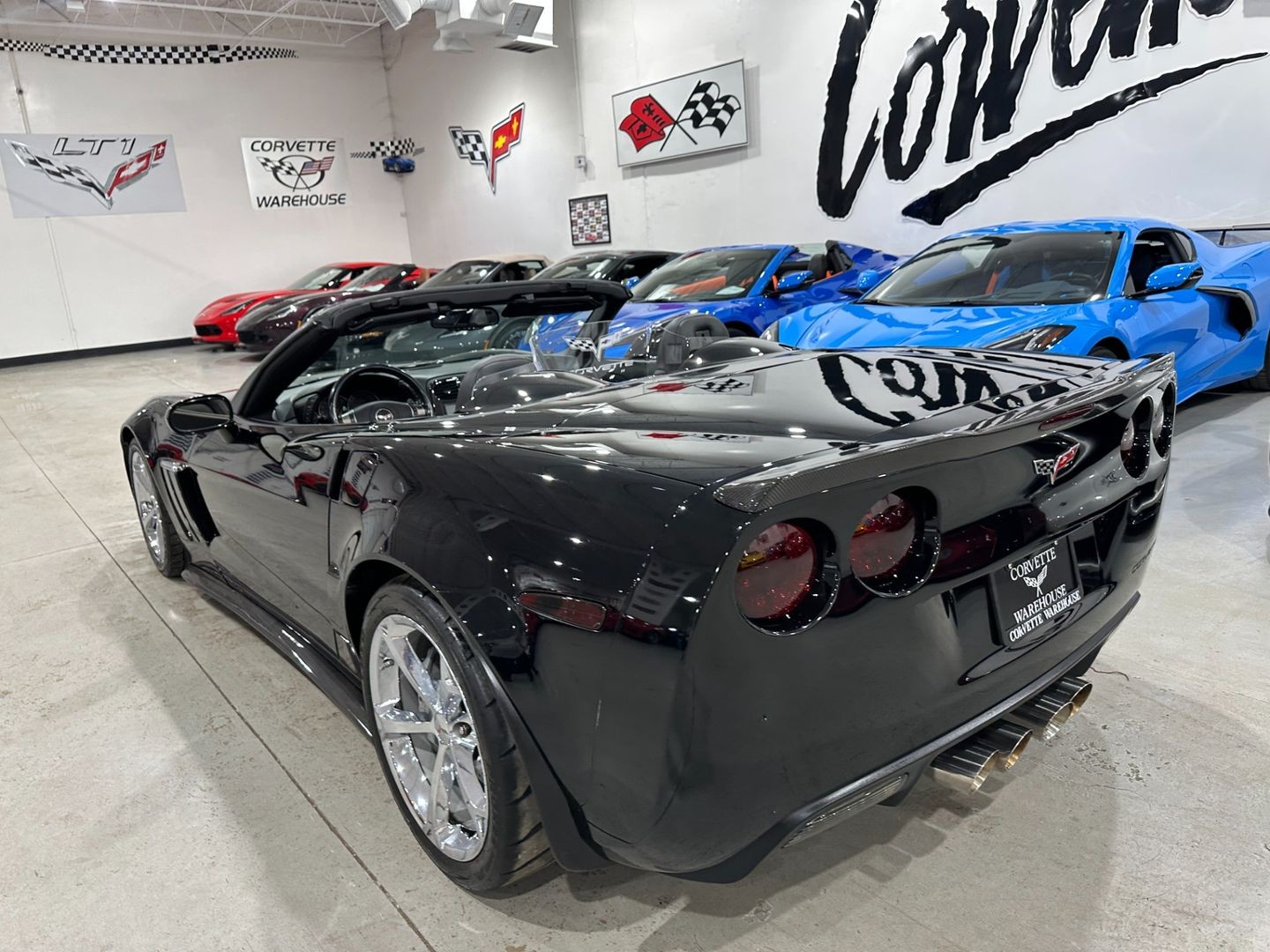 2010 [41U] Black Chevrolet Corvette   | C6 Corvette Photo 4