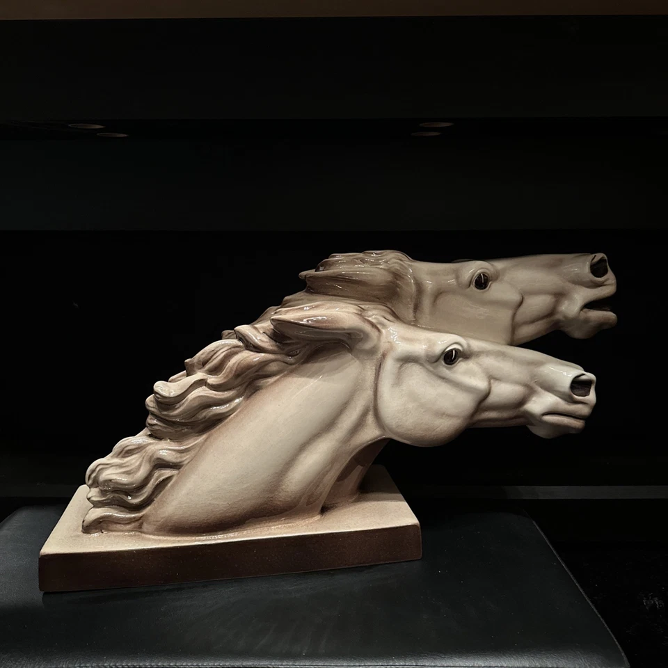 SCULPTURE EN CÉRAMIQUE ART DÉCO LES CHEVAUX SIGNÉ CHARLES LEMANCEAU 1930 - Photo 1/4