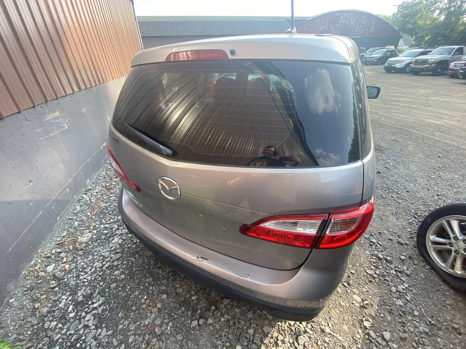 12 13 14 15 16 17 MAZDA 5 maletero/tapa/portón trasero Foto 3 de 4