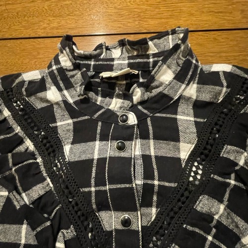 Kate Spade Rustic Plaid Flannel Shirt Size Medium Ruffles Black White Snaps - Picture 5 of 9