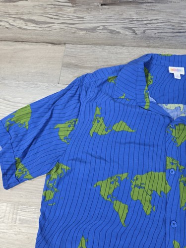 LuLaRoe World Map Short Sleeve Button Up Mens All Over Print Mens Size Large - Picture 3 of 7