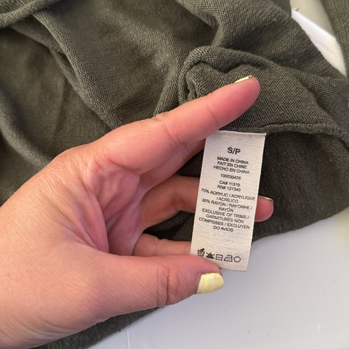 Garage olivgrünes Langarm-Strick-T-Shirt mit Seitenbindung Langarm Größe Small - Bild 6 von 6