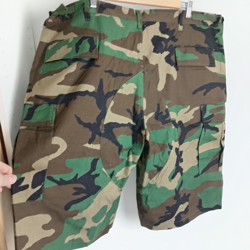 Helikon Camouflage Combat Shorts XXXL 44" - 46" Taille Big Man Größe Neu mit Etikett - Bild 2 von 7
