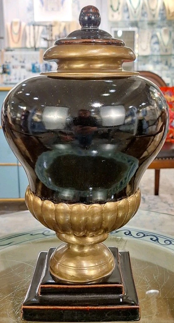 Foto 1 di 4
