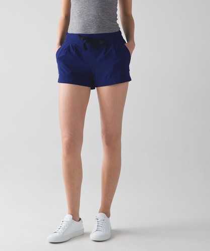 *Lululemon* Spring Break Away Shorts II - Hero Blue- Size 4 W7FFLS 2.5" - Picture 10 of 14