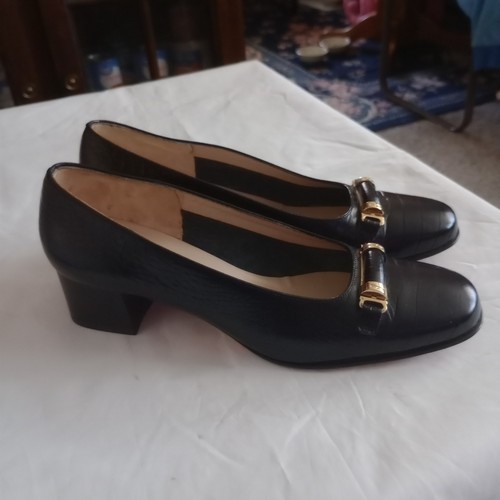 VTG Salvatore Ferragamo Boutique Croc Embossed Leather Pumps Heels Size 5 1/2 B - Picture 4 of 11