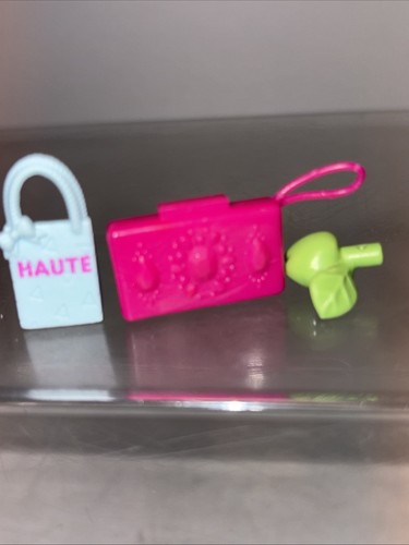 Barbie Bratz Muñeca Accesorios Carteras Botas Zapatos Pelota Taza Gafas de sol Cepillos Etc - Imagen 16 de 19