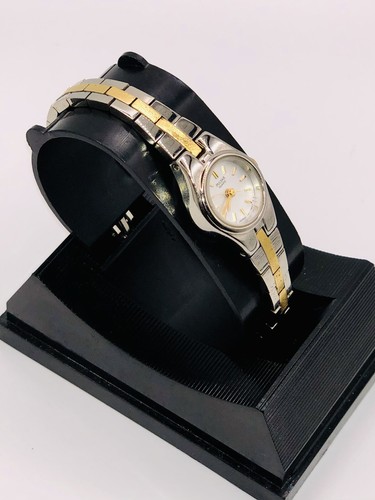 Vintage Pulsar Women’s Watch V811-2280~17mm Silver/Gold Two Tone~Ex Cond.~New🔋✅ - Picture 6 of 15