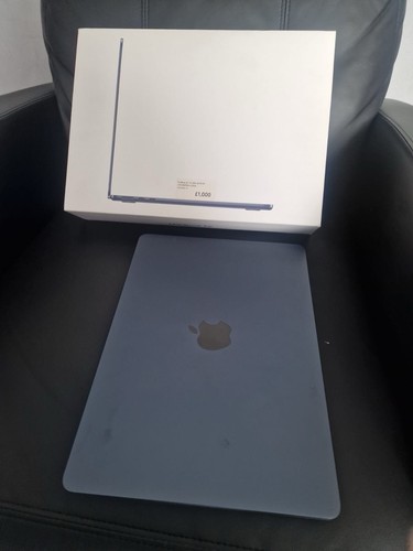 Macbook Air 2024 15’’ 256GB -8GB Ram-M3