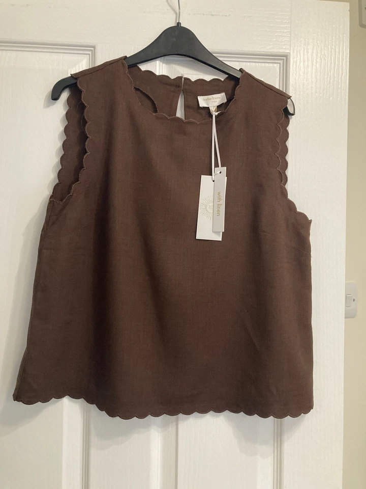 Feather & Bone Brown Scalloped Trim Sleeveless Top - Image 2 of 4