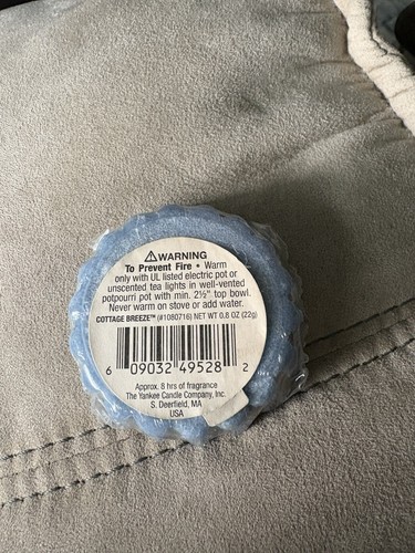 Yankee Candle Tart Wax Melt Single One —Cottage Breeze - Picture 2 of 2