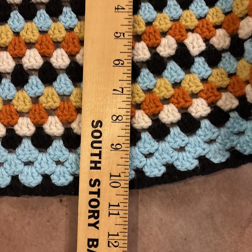 Coperta fatta a mano all’uncinetto afgano giallo blu arancione nero nonna 44” x 43” - Foto 8 di 9