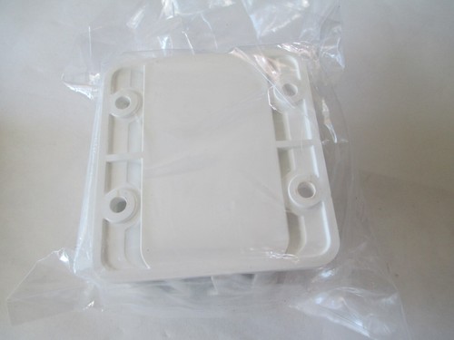 Fence Bracket 116058 white vinyl 2 pack - Picture 2 of 2