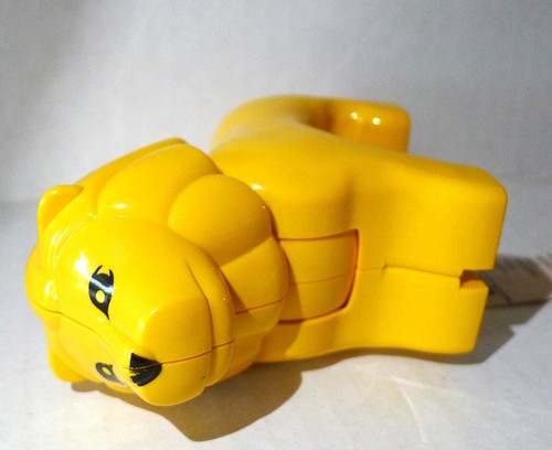 Leone Giallo Pre-K Giocattolo Bambino Giocattolo Plastica Fingi Gioco - Foto 5 di 5