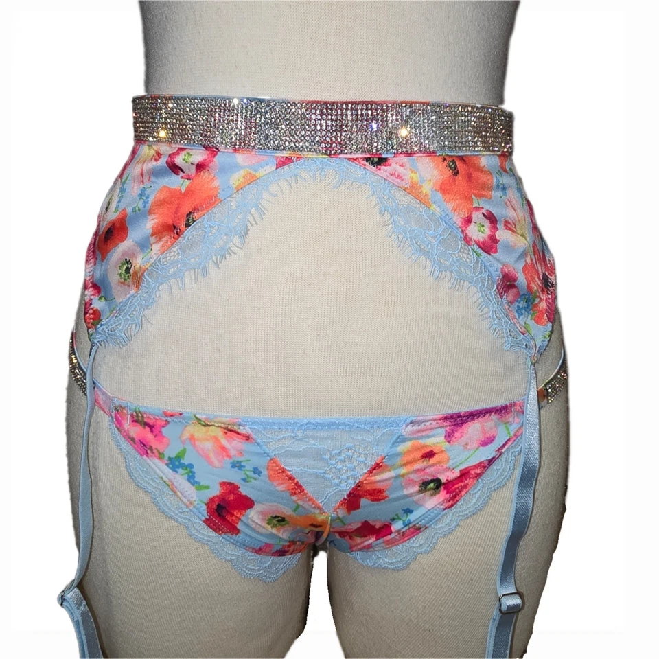 Victoria’s Secret Conjunto de Lencería Damas Bombshell Sujetador/Garter/Cheeky Panty 32D Pequeño Foto 3 de 4