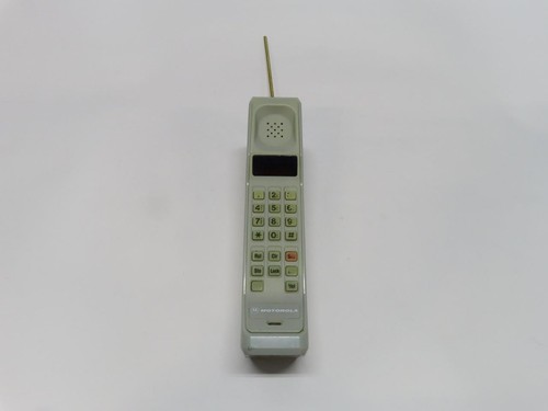 TÉLÉPHONE PORTABLE VINTAGE RARE MOTOROLA DYNATAC 8000H - Photo 2 sur 12