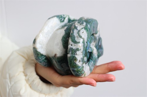 1.3kg Natural Moss Agate Claw Skull Quartz Crystal Skull Carved Reiki Decor Gift - Imagen 9 de 11