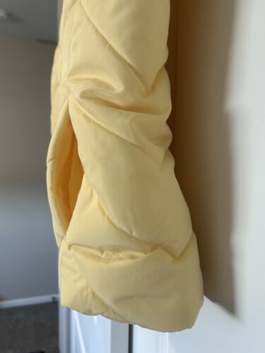 NEW! Michael Kors Medium Yellow Puffer Quilted Vest MK Charm Women's MSRP $125 - Picture 5 of 5