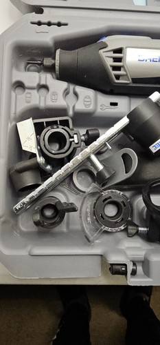 DREMEL 4000 rotary tool, original case, some accessories. - Picture 2 of 7