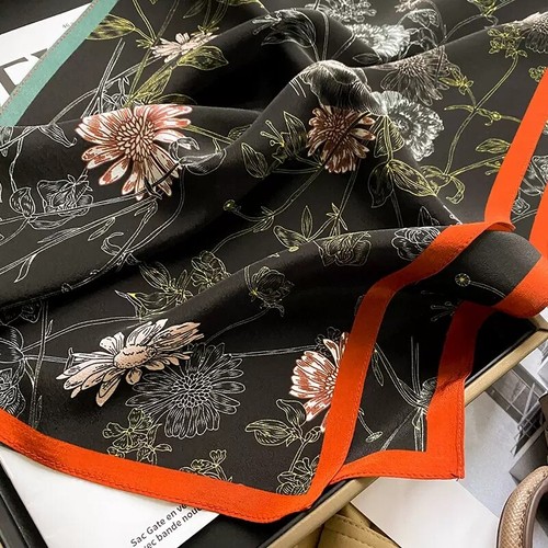 Women's 100 Silk Scarf Vintage Shawls Neckerchief Muffler Chinoiserie Blue Black - Picture 8 of 20