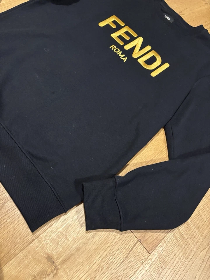 Fendi Roma black sweatshirt woman size M with yellow gold embroidered logo - Image 3 of 4