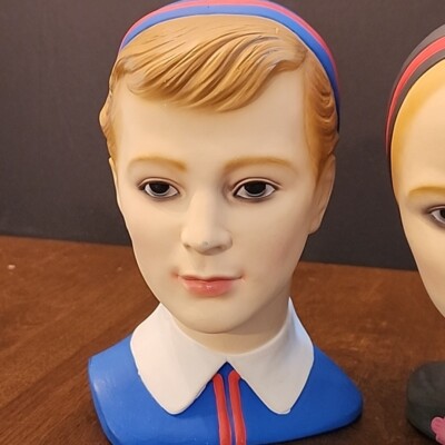 Vtg 1960 LEGO Dutch Young Guy & Lady Head Bust Set #4502 Marwal