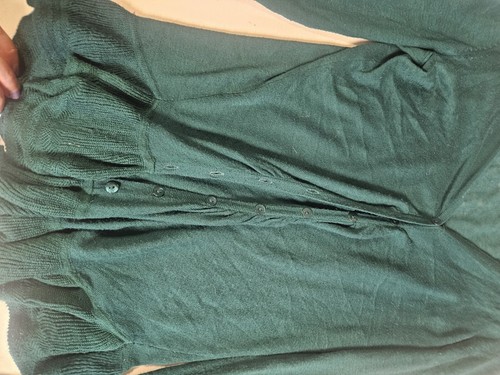 Suéter cárdigan verde oscuro estilo norte para mujer talla grande con volantes - Imagen 5 de 8