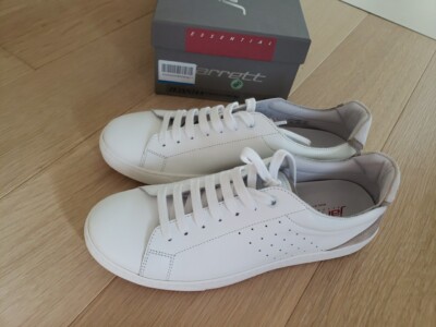JARRETT SNEAKERS SIZE 40 YOUTHS US MEN'S SIZE 7