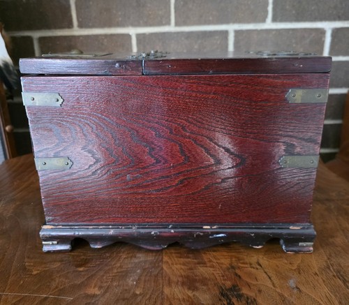 antike chinesische Reise-Schminktischbox, auch Rasier- oder Schmuckschatulle genannt  - Bild 4 von 24