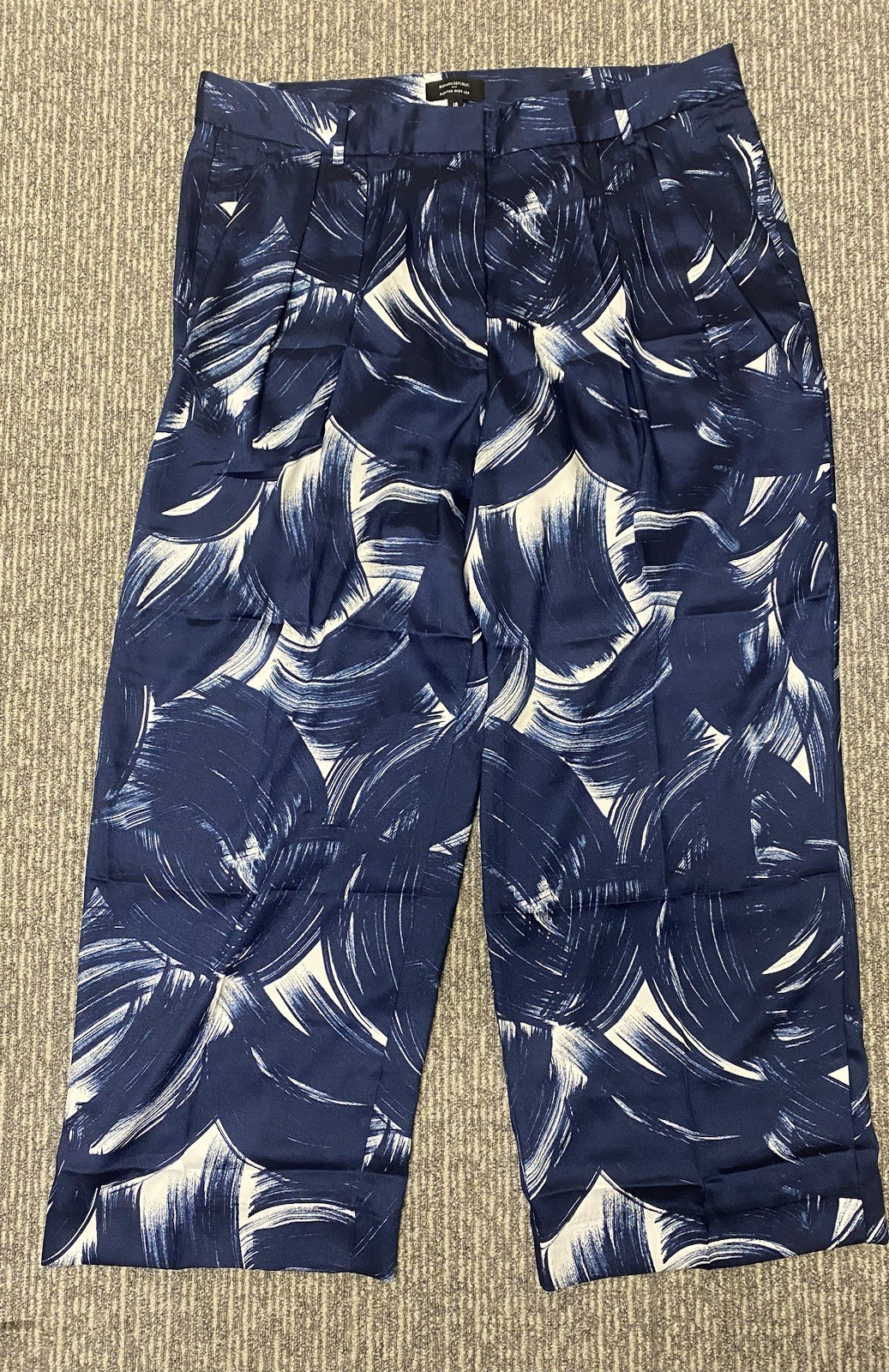 Picture 2 of 4