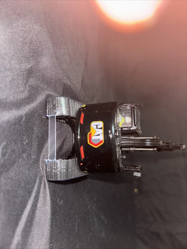 EXCAVADORA HIDRÁULICA ESCALA 1:50 CAT CATERPILLAR 315 NEGRO DIECAST MASTERS 85957BK Foto 3 de 4