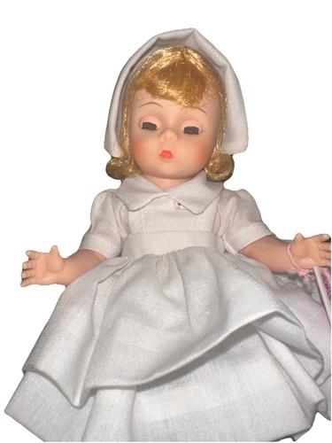 8” Madame Alexander Doll "Nurse" 308 Blonde Adorable Doll - Picture 8 of 15