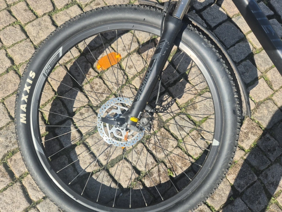 Gaint Talon Mountainbike 27,5 Zoll Guter Zustand  - Bild 2 von 3