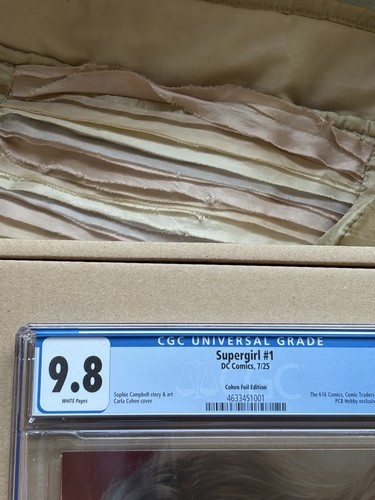 Supergirl 1 CGC 9.8 Carla Cohen Virgin Foil Variant  - Bild 3 von 3