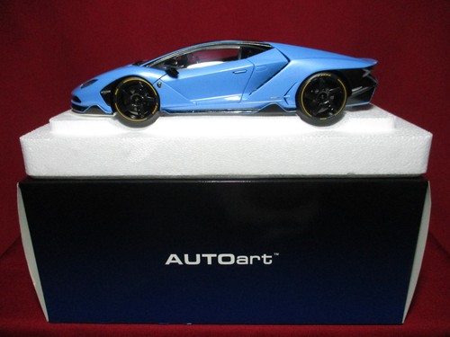 1:18 Scale Lamborghini Centenario Pearl Blue Autoart Diecast Model Car - Picture 2 of 7