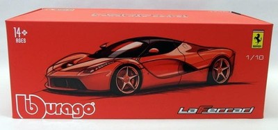 Burago Signature 1/18 Scale Diecast - 18-16901 Ferrari
