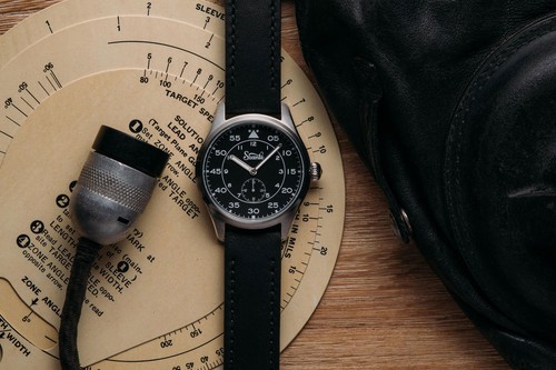 Szanto Heritage Aviator Watches, Black Dial, Black Strap, Steel, One : SZ 2751 - Imagen 9 de 10