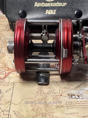 Vintage ABU GARCIA AMBASSADEUR 5000 RED VINTAGE 3 Screws W/case - Picture 5 of 9
