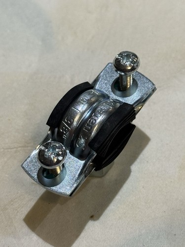 Walraven 2S Two Piece Pipe Clip/Pipe Clamp - 15-19mm - Lined - D1TD7 - Picture 3 of 4