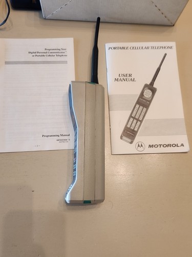 RARE téléphone portable vintage Motorola modèle F09NFD8464BG brique FONCTIONNE ! Rare Motorolap - Photo 6 sur 16