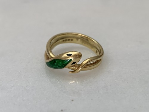 18ct Gold Snake Ring, Green Enamel Detailing, 1970’s Vintage, Size O - Picture 5 of 12