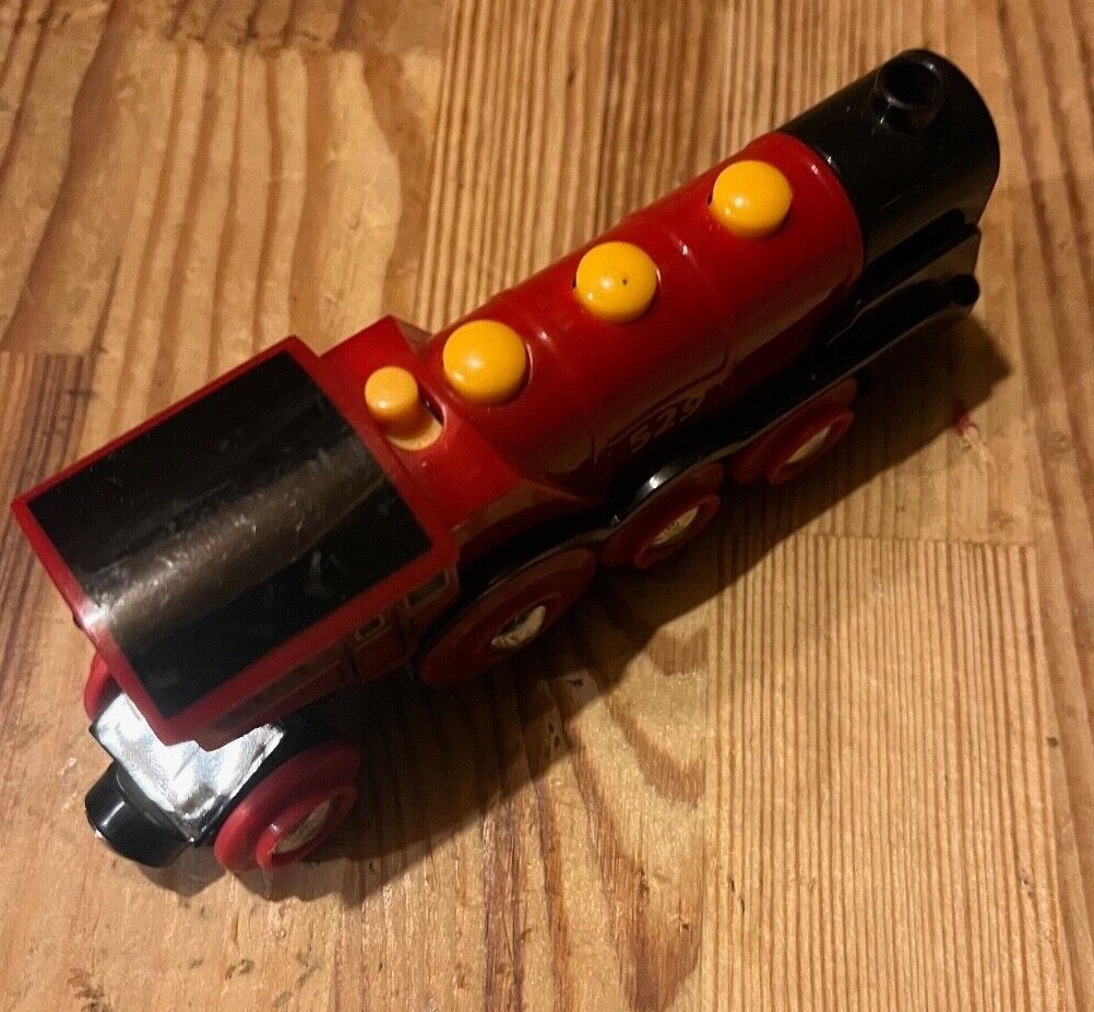Cheap Trains (plenty =£2/£3) for Brio / Wooden Train Track with Combined Post - Picture 8 of 38